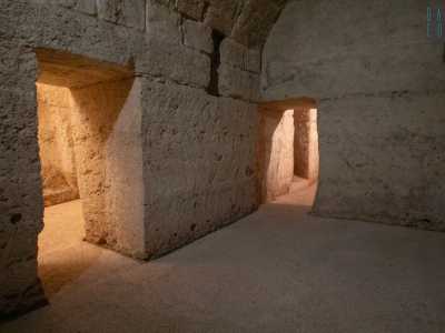 Ci attende infine un�ulteriore discesa al termine della quale ci ritroviamo all�interno di ambienti di epoca bizantina del VII-VIII secolo